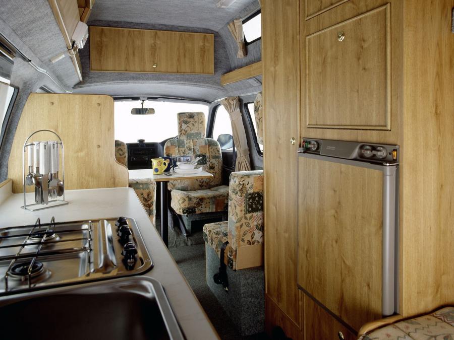  Toyota Hiace Devon Rio Grande 1995 года  (фото 4 из 7)